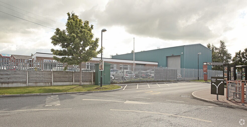Whitefield Rd, Stockport en alquiler - Foto del edificio - Imagen 2 de 5