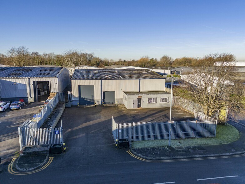 Ennis Clos, Manchester en alquiler - Foto del edificio - Imagen 3 de 24