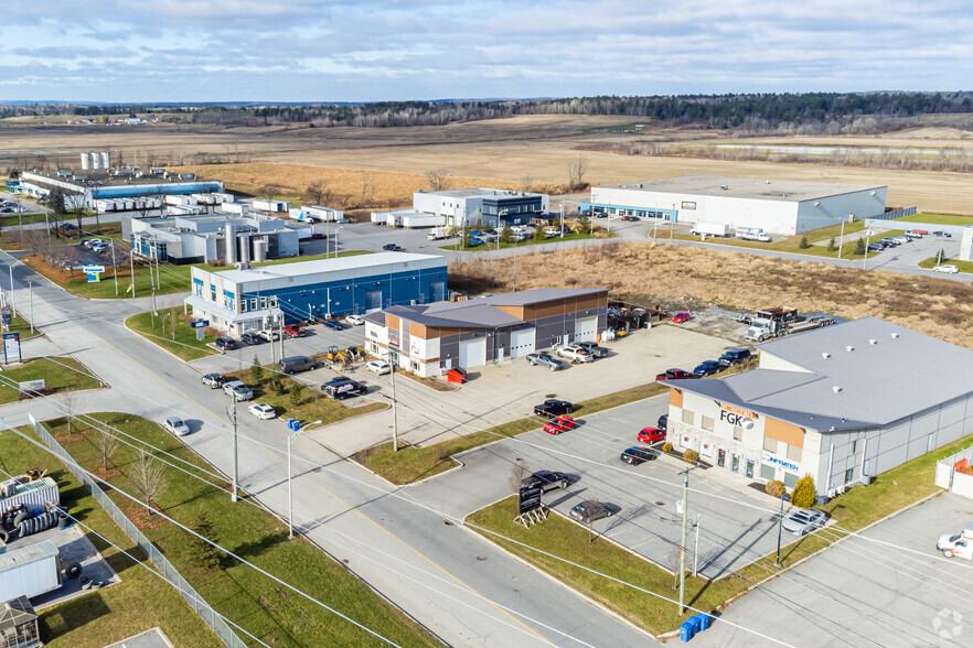 299 Ch Industriel, Gatineau, QC en alquiler - Vista aérea - Imagen 2 de 4