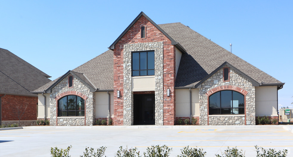 920 Wall St, Norman, OK en alquiler - Foto principal - Imagen 2 de 2