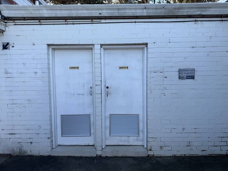 35 Isabella St, Moorabbin en venta - Foto del edificio - Imagen 3 de 5