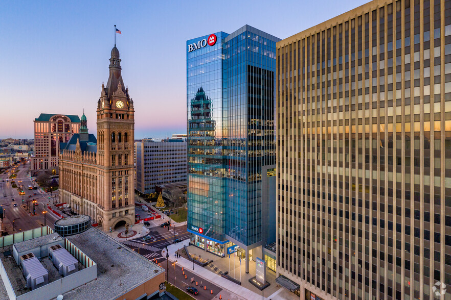 790 N Water St, Milwaukee, WI en alquiler - Foto del edificio - Imagen 3 de 38