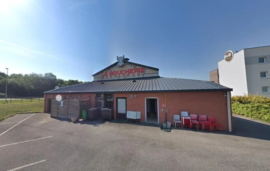 Local en Creil en venta - Foto del edificio - Imagen 2 de 4