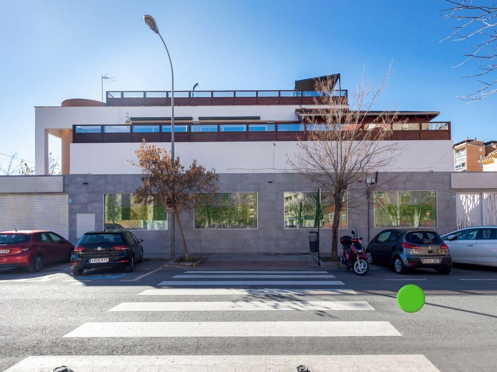 Calle Bruselas, 8, Granada, Granada en venta Foto del edificio- Imagen 1 de 38