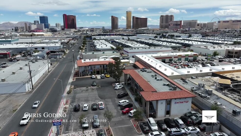 3100 S Valley View Blvd, Las Vegas, NV en venta - Vídeo aéreo - Imagen 2 de 24