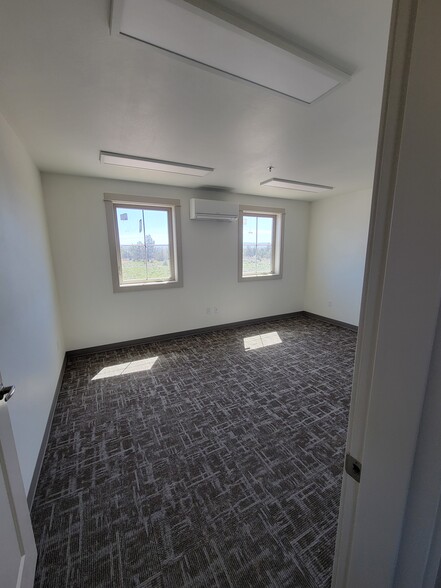 SW Layton Ct, Prineville, OR en alquiler - Foto del interior - Imagen 3 de 20