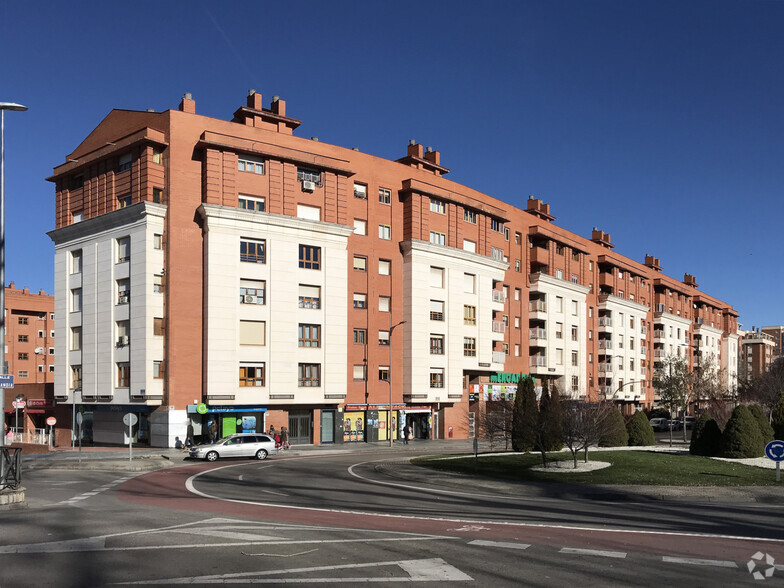 Avenida Barcelona, 12, Guadalajara, Guadalajara en alquiler - Foto del edificio - Imagen 2 de 3