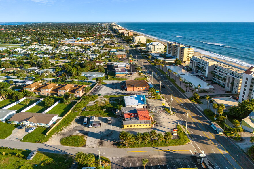 960 & 980 N Highway A1A, Indialantic, FL en venta - Foto principal - Imagen 1 de 19