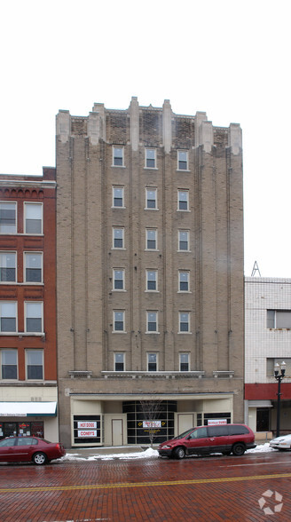 615 S Saginaw St, Flint, MI en venta - Foto del edificio - Imagen 3 de 9