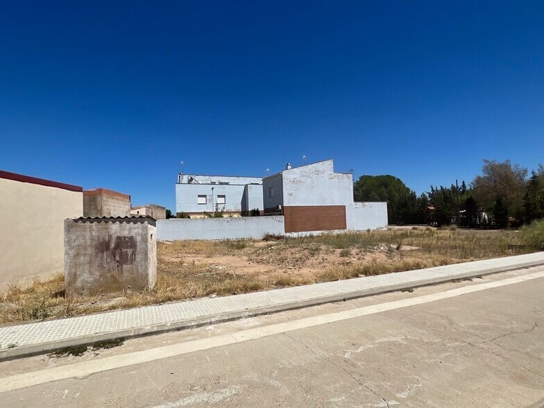 Terreno en Mirandilla en venta - Foto del edificio - Imagen 3 de 13