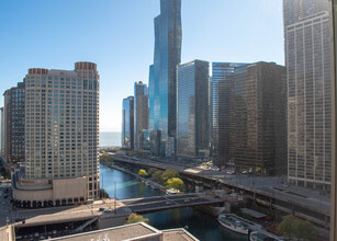 401 N Michigan Ave, Chicago, IL en alquiler Foto del edificio- Imagen 2 de 2