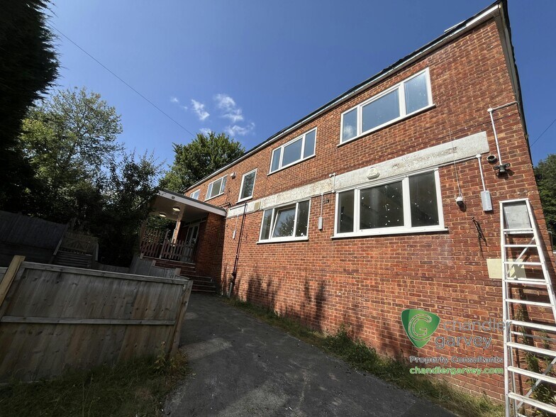 Forest Way, High Wycombe en alquiler - Foto del edificio - Imagen 2 de 17