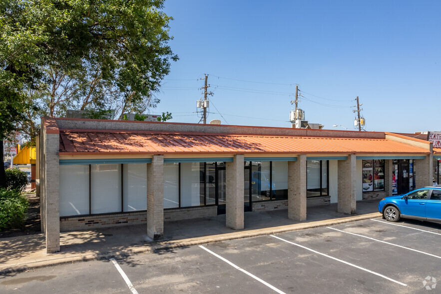 9616 N Lamar Blvd, Austin, TX en alquiler - Foto del edificio - Imagen 3 de 14