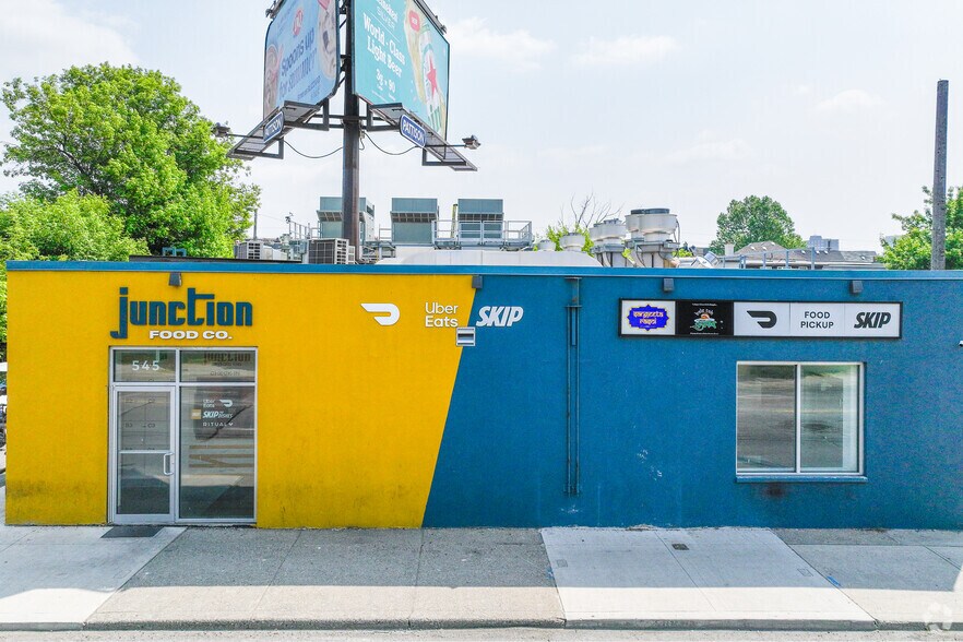 545 Keele St, Toronto, ON en alquiler - Foto del edificio - Imagen 3 de 21