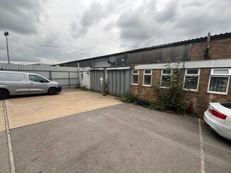 Más detalles de Hazel Rd, Southampton - Nave en alquiler