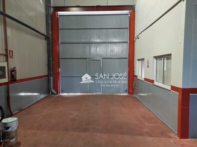 Nave en HONDÓN DE LAS NIEVES en venta - Foto del interior - Imagen 2 de 21