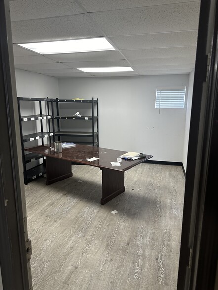 15502 Highway 3, Webster, TX en alquiler - Foto del interior - Imagen 2 de 57