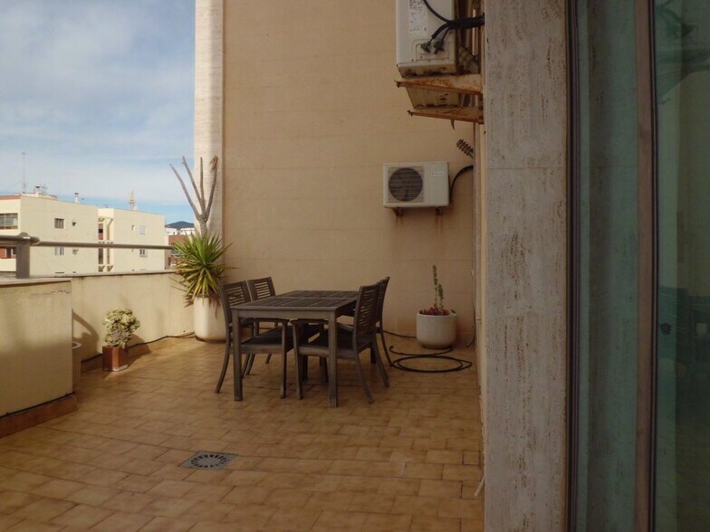 Oficina en El Ejido, Almería en alquiler - Foto principal - Imagen 1 de 8