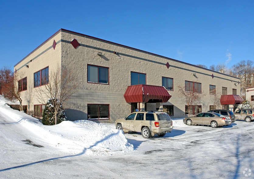 1540 Humboldt Ave, West Saint Paul, MN en alquiler - Foto del edificio - Imagen 2 de 3