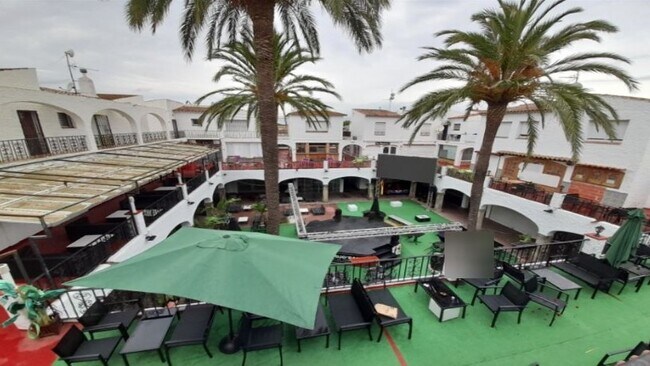 Más detalles de Passatge Moxo, 1, Castelló d'Empúries - Local en alquiler