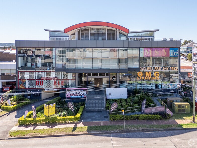 219 Parramatta Rd, Auburn en alquiler - Foto del edificio - Imagen 2 de 5