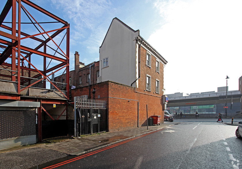 150-152 Clapham High St, London en venta - Foto del edificio - Imagen 2 de 3