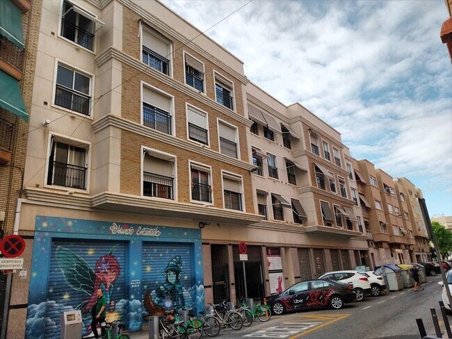 Más detalles de Antonio Brotons Pastor, ELX - Local en venta