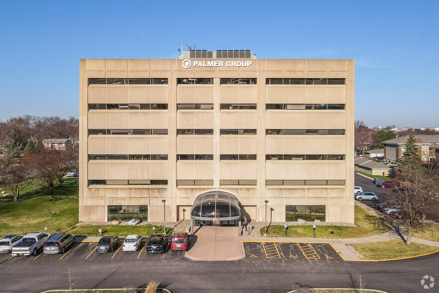 3737 Woodland Ave, West Des Moines, IA en alquiler - Foto del edificio - Imagen 3 de 10