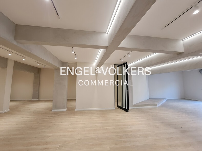 Local en Esplugues de Llobregat, Barcelona en alquiler - Foto del interior - Imagen 3 de 3