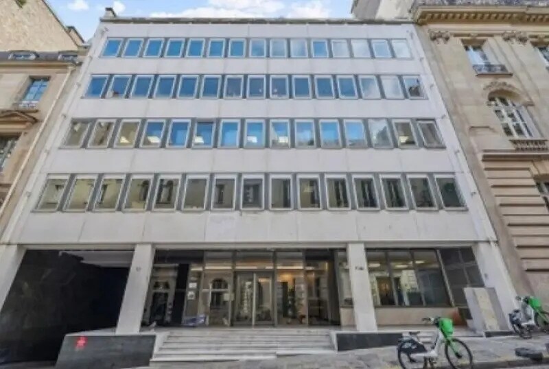 11-11 Rue Christophe Colomb, Paris en alquiler Foto del edificio- Imagen 1 de 11