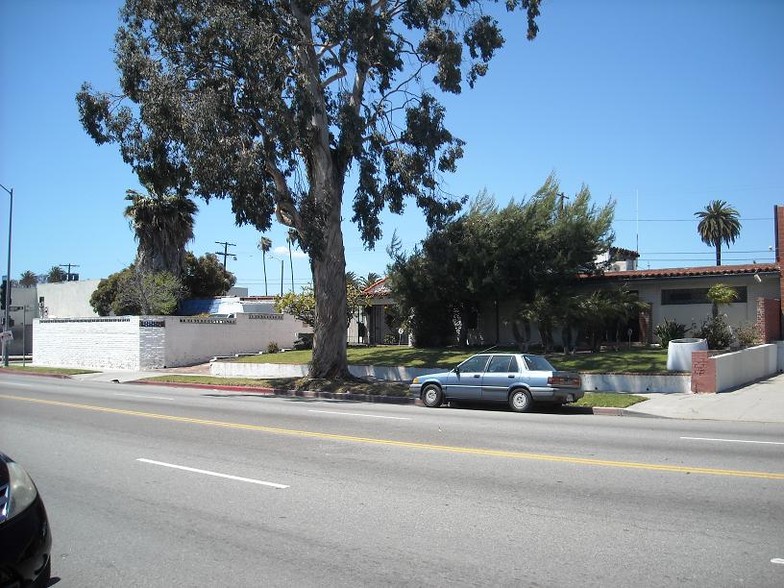 4851-4853 W Jefferson Blvd, Los Angeles, CA en alquiler - Foto principal - Imagen 2 de 9