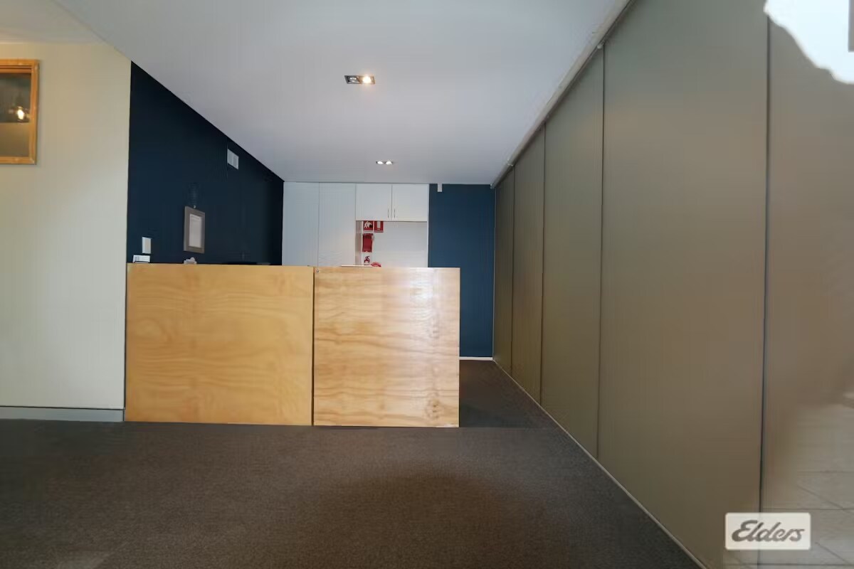 2-4 Sterling Cct, Camperdown, NSW 2050 - Unidad 2301 - - Foto del interior - Image 2 of 3