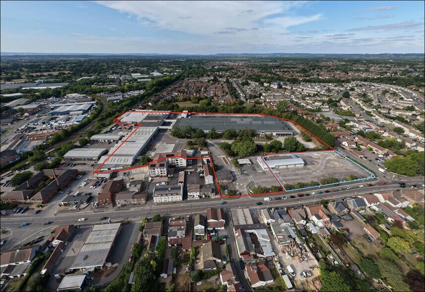 Station Rd, Yate en alquiler - Vista aérea - Imagen 1 de 7