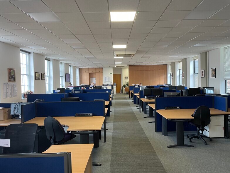 211 High St, Berkhamsted en alquiler - Foto del edificio - Imagen 2 de 6