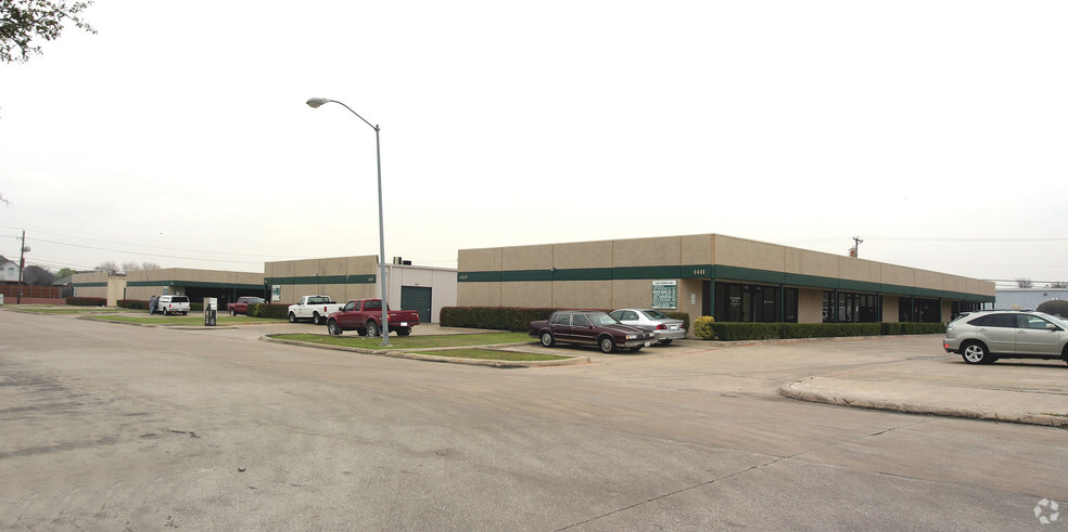 1411 Lemay Dr, Carrollton, TX en alquiler - Foto del edificio - Imagen 2 de 9