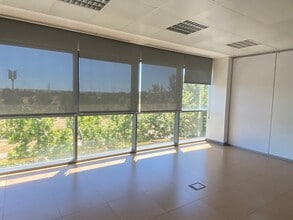 Avenida de Pirineos, 7, San Sebastián De Los Reyes, Madrid en alquiler Foto del edificio- Imagen 2 de 16