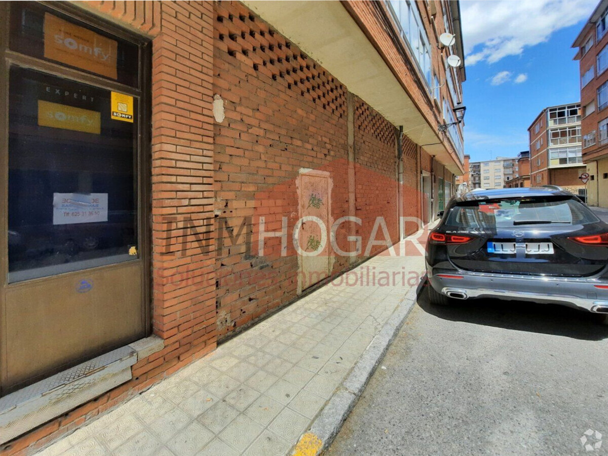 Ávila, AVI 05005 - Unidad Puerta L9, Esc. 1 -  - Foto del interior - Image 1 of 9