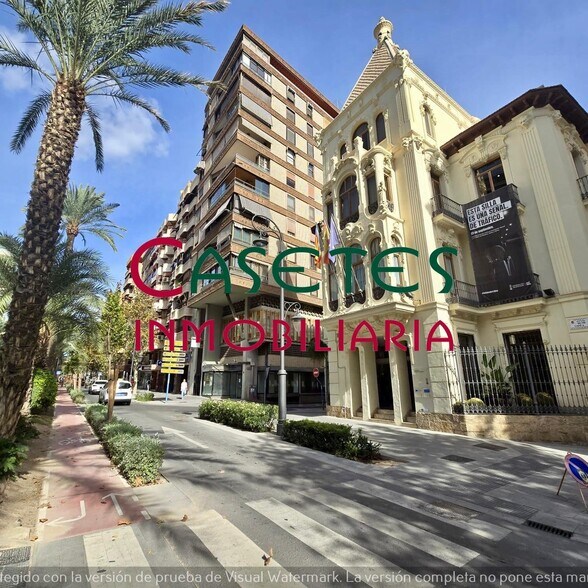 Local en Alicante en venta - Foto del edificio - Imagen 3 de 23