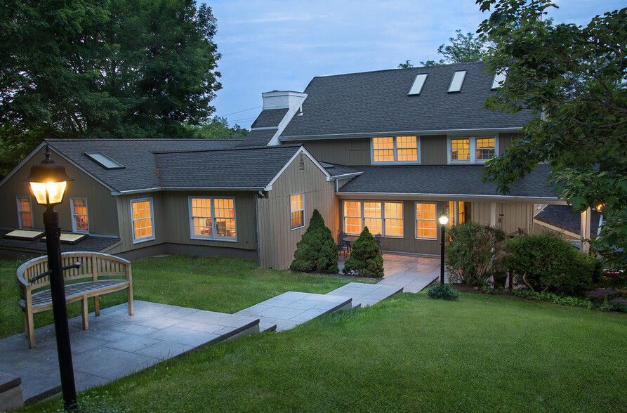 1105 Taylorsville Rd, Washington Crossing, PA en alquiler - Foto del edificio - Imagen 3 de 10