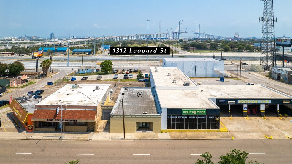 1312 Leopard St, Corpus Christi, TX en venta - Foto del edificio - Imagen 1 de 34