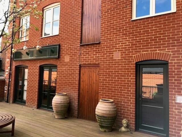 41 High St, Christchurch en venta - Foto del edificio - Imagen 2 de 2