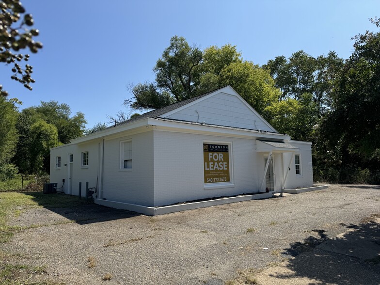 2105 Princess Anne St, Fredericksburg, VA en alquiler - Foto del edificio - Imagen 1 de 4