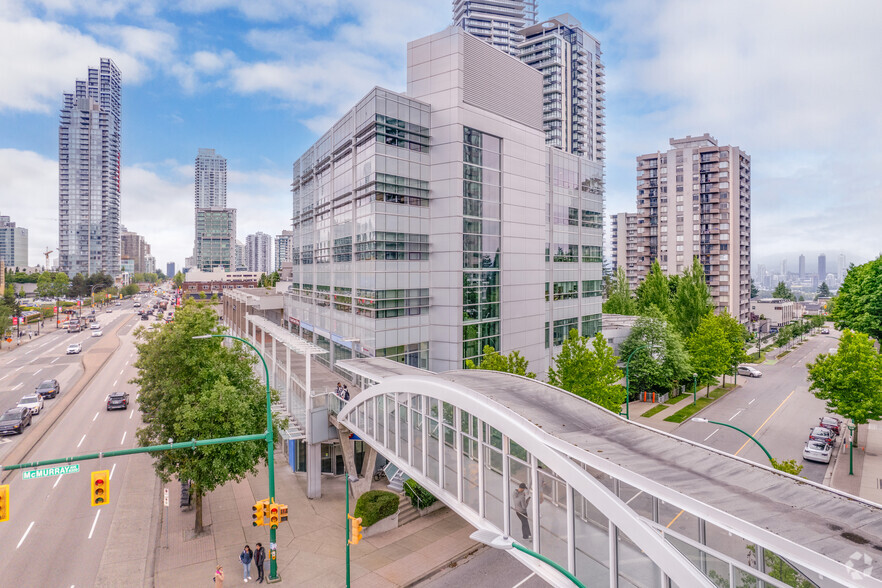 4789 Kingsway, Burnaby, BC en alquiler - Foto del edificio - Imagen 2 de 5