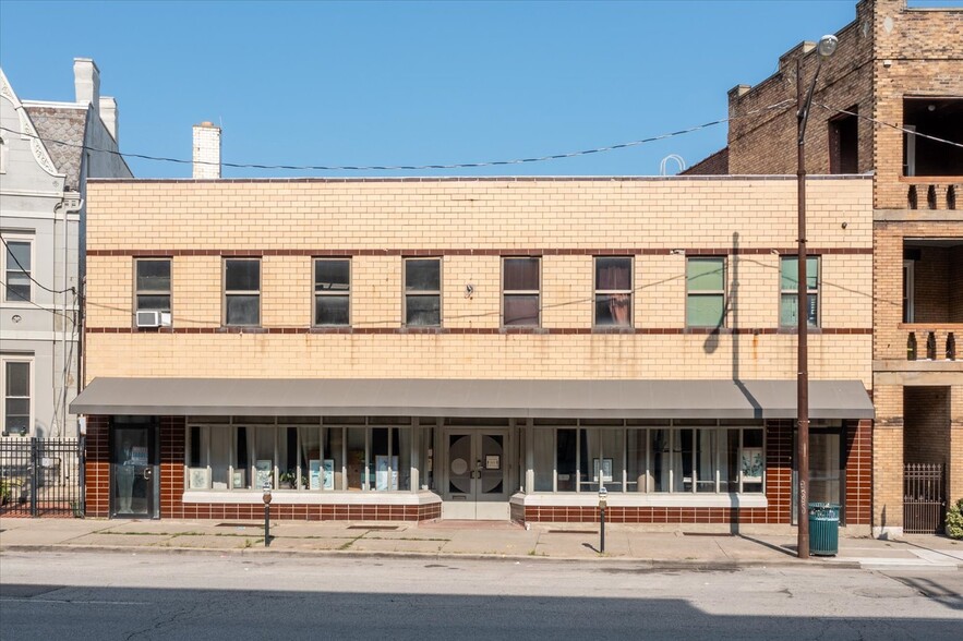 2533 Gilbert Ave, Cincinnati, OH en venta - Foto del edificio - Imagen 1 de 46