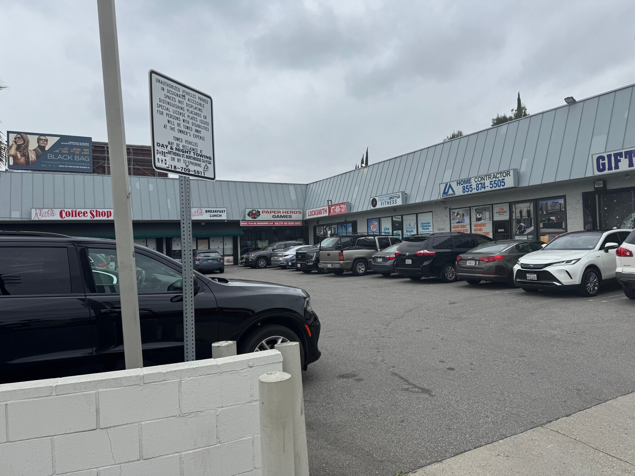 14103-14115 Burbank Blvd, Van Nuys, CA en venta Foto del edificio- Imagen 1 de 1