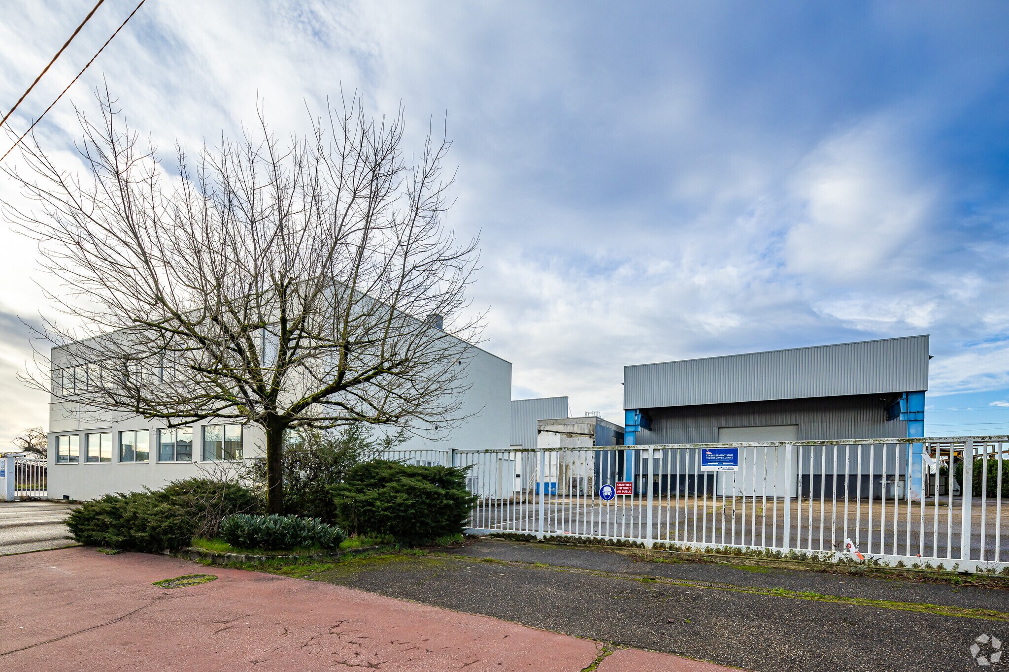 Flex en Saint-Priest en alquiler Foto principal- Imagen 1 de 3