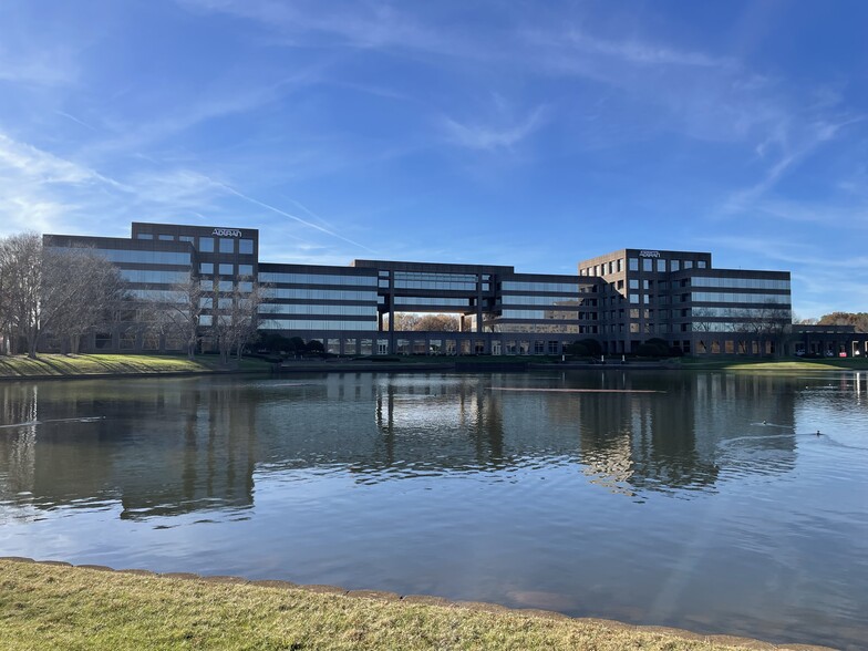 901 Explorer Blvd NW, Huntsville, AL en alquiler - Foto del edificio - Imagen 2 de 21