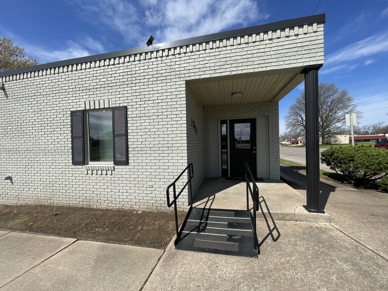 1001 W Broadway St, Muskogee, OK en venta - Foto del edificio - Imagen 2 de 45