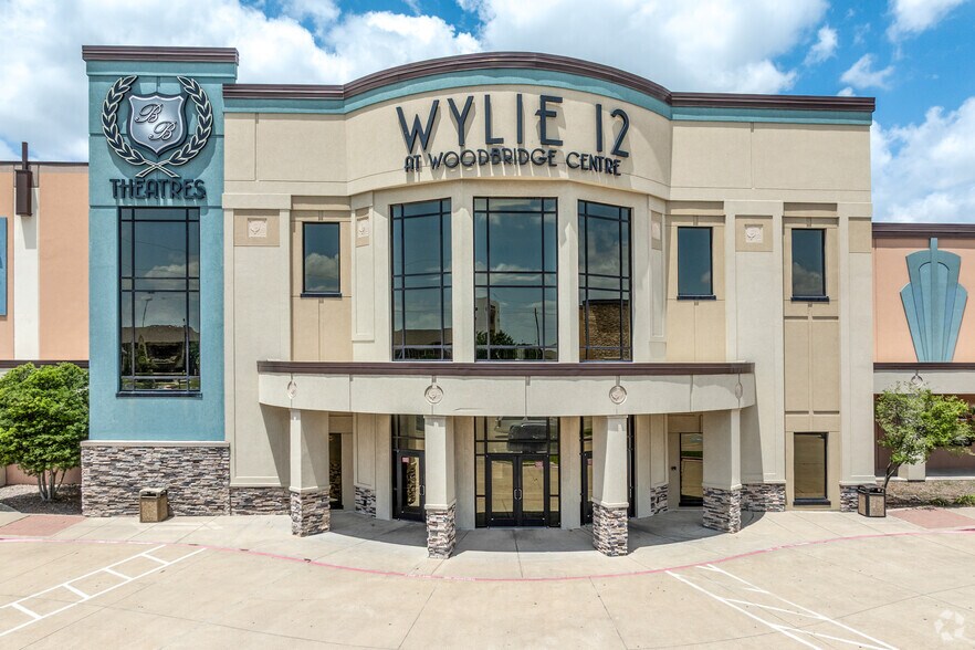 15-Property NNN-Leased Movie Theaters cartera de 15 inmuebles en venta en LoopNet.es - Foto del edificio - Imagen 2 de 22