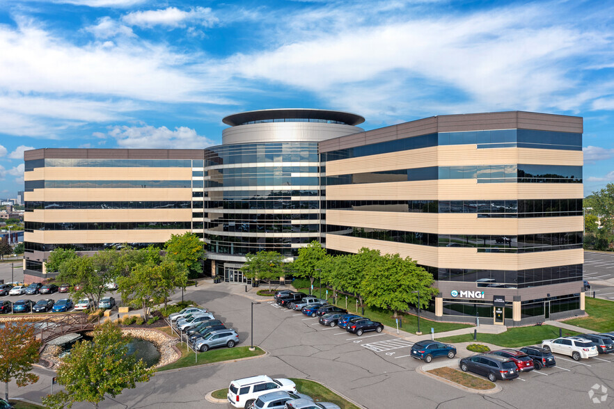 3001 NE Broadway St, Minneapolis, MN en alquiler - Foto del edificio - Imagen 1 de 12